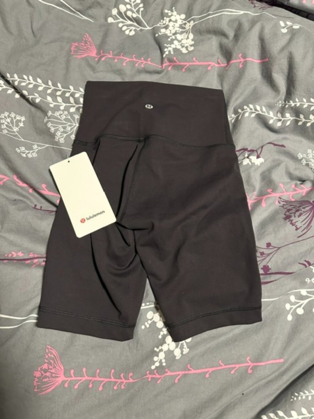 Lululemon NWT Size 2 Wunder Train shorts